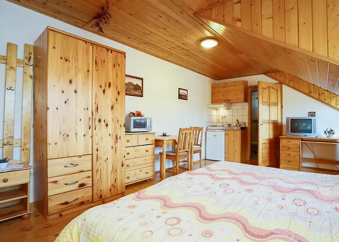 게스트하우스 Eletfa Vendeghaz