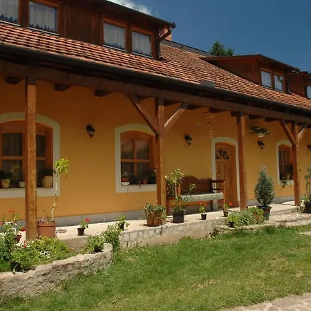 Guest house Eletfa Vendeghaz *